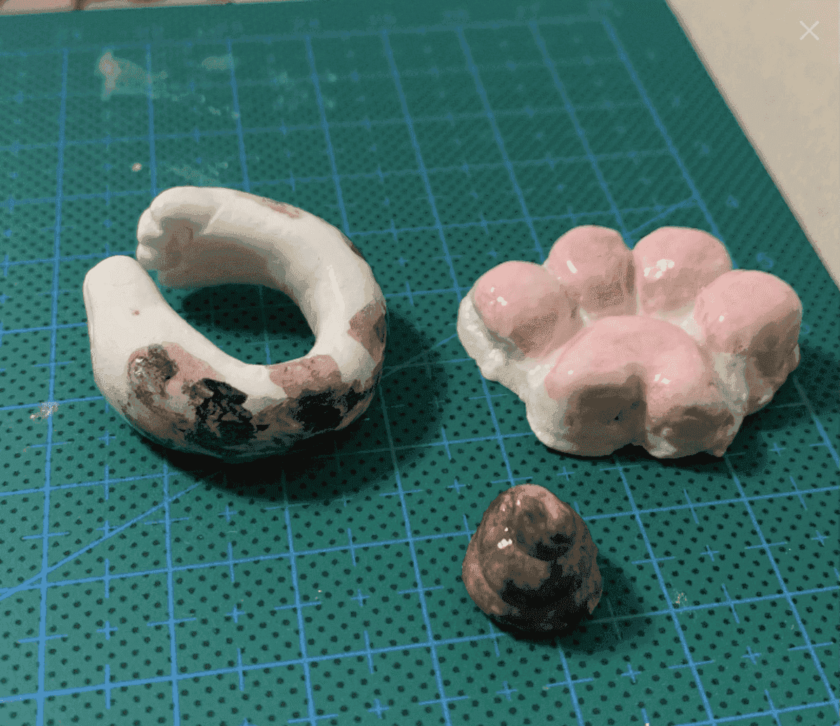 230626 石塑粘土-戒指、猫爪、屎.png